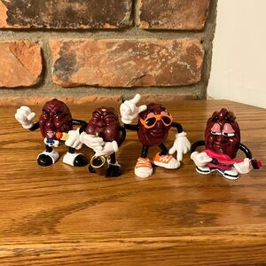 Lot of 4 Vintage THE CALIFORNIA RAISINS Figures  1987
